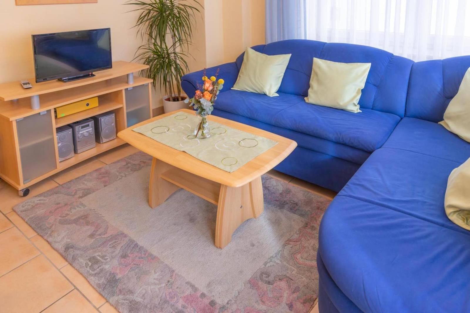 Ferienwohnung 4 Am Petersberg Neef Luaran gambar
