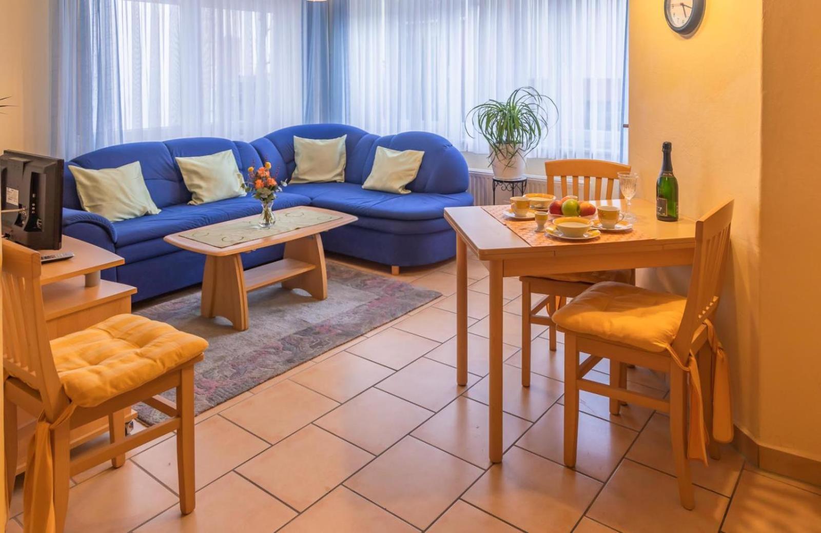Ferienwohnung 4 Am Petersberg Neef Luaran gambar